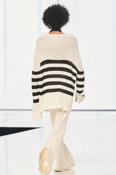 Look 46